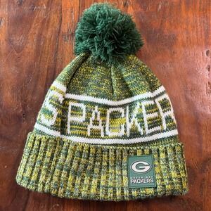 New Era Green Bay Packers NFL Cuffed Knit Beanie Fleece Lined Pom Hat OSFM Green